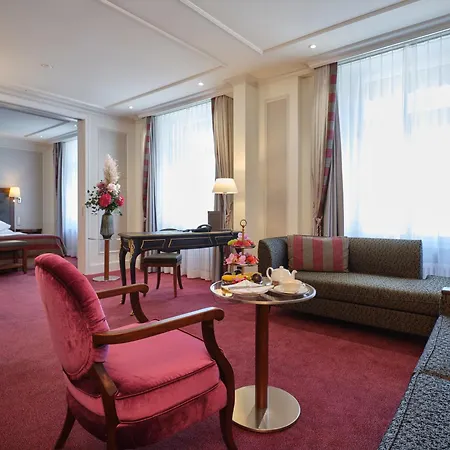 Schweizerhof Hotel