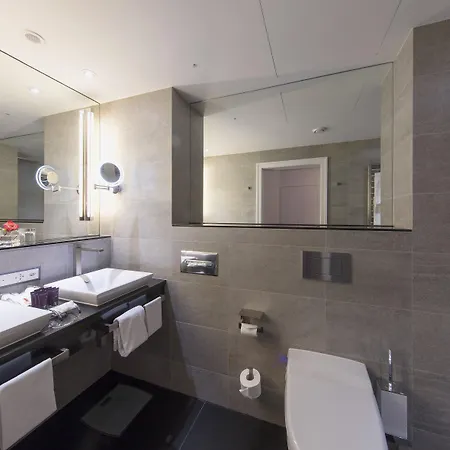 Schweizerhof Otel 5*