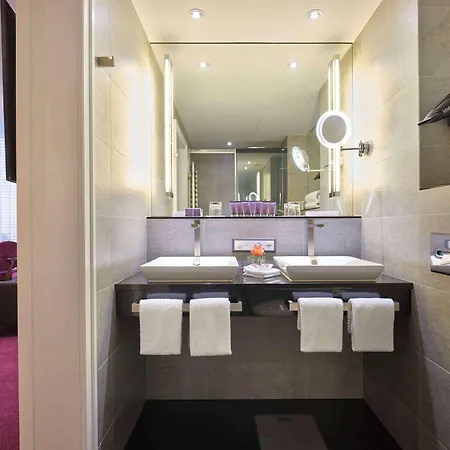 Schweizerhof Hotel 5*