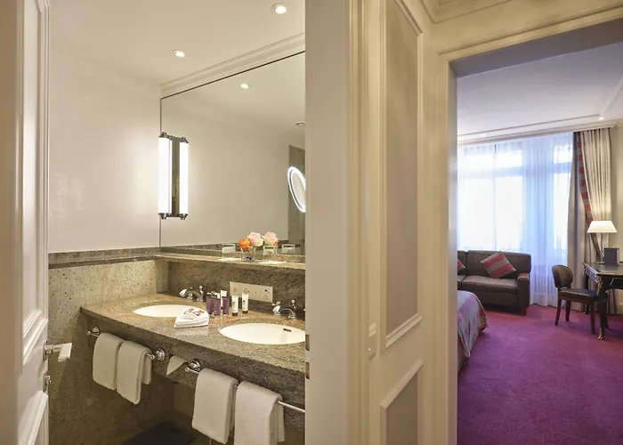 ホテル シュバイツァーホフ