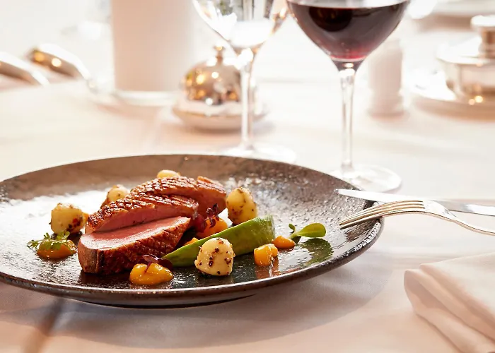 Готель Schweizerhof Цюрих